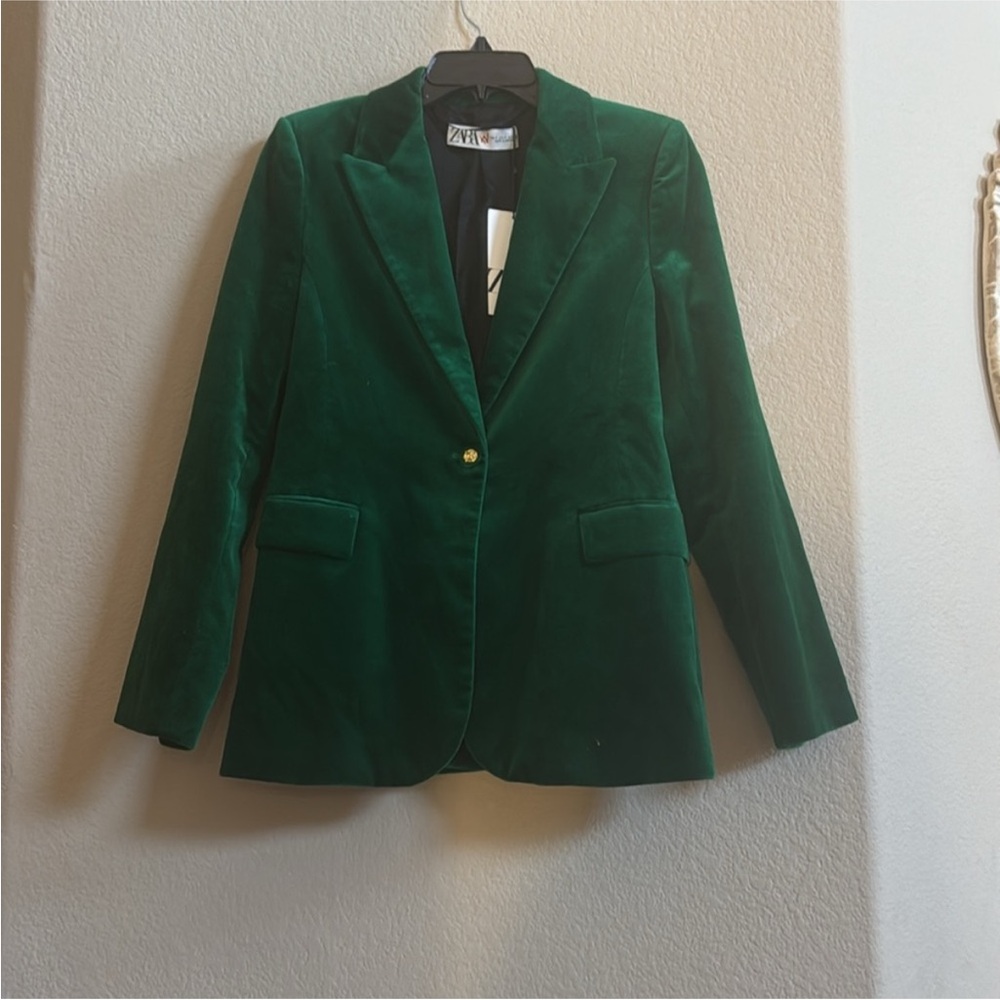 NWT ZARA Limited Edition Green Velvet Single Button Blazer